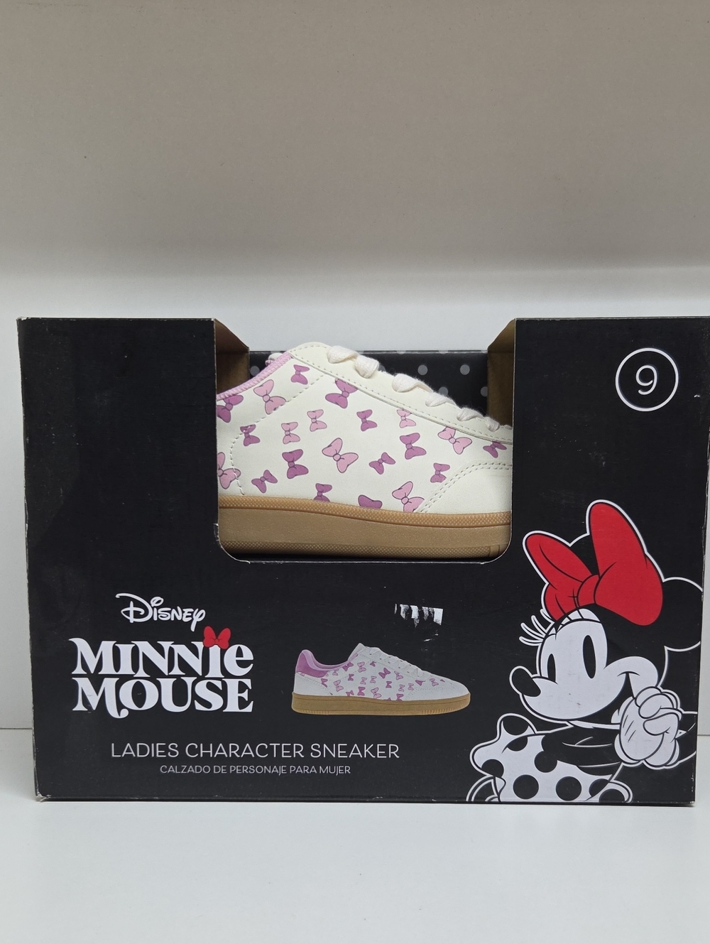Ladies Pink Bow Low-Top Sneakers